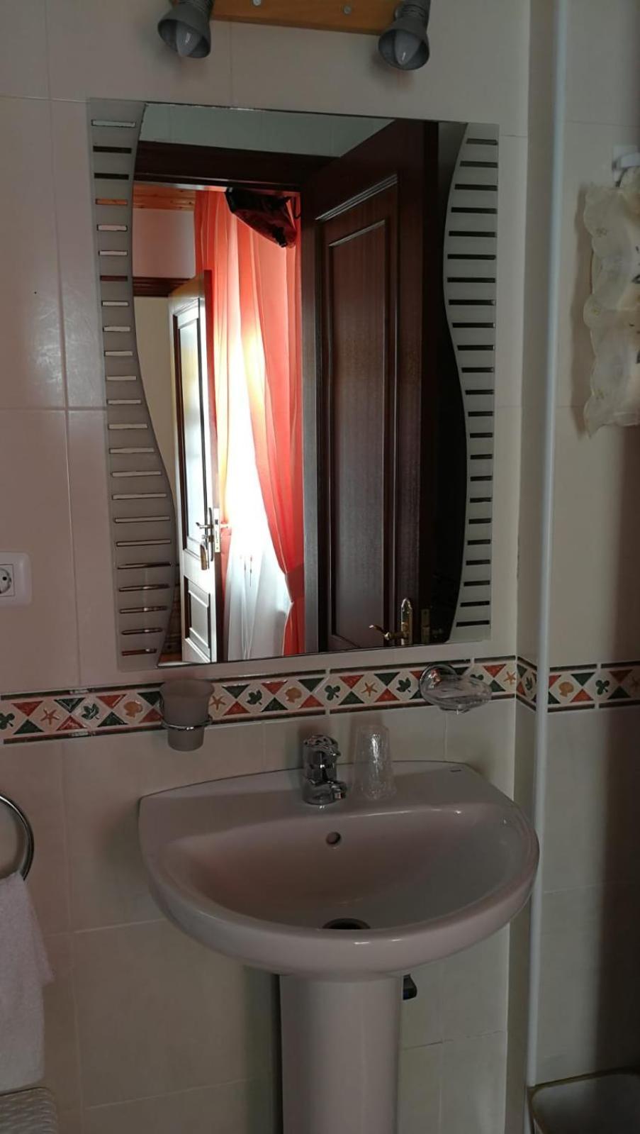 Casa David Hotel ตริอากาสเตลา ภายนอก รูปภาพ
